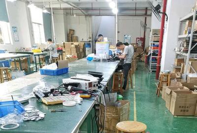 深圳工厂遭遇“用工荒” 时代变迁下的产业转型阵痛